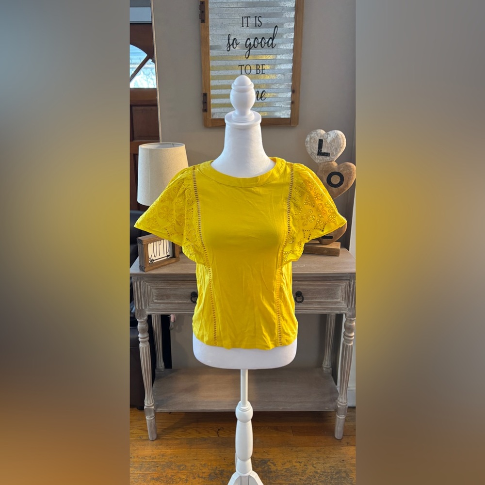 NWT Banana Republic Yellow Ruffled Fitted Blouse